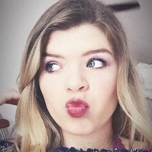 Meet your Posher, Hannah